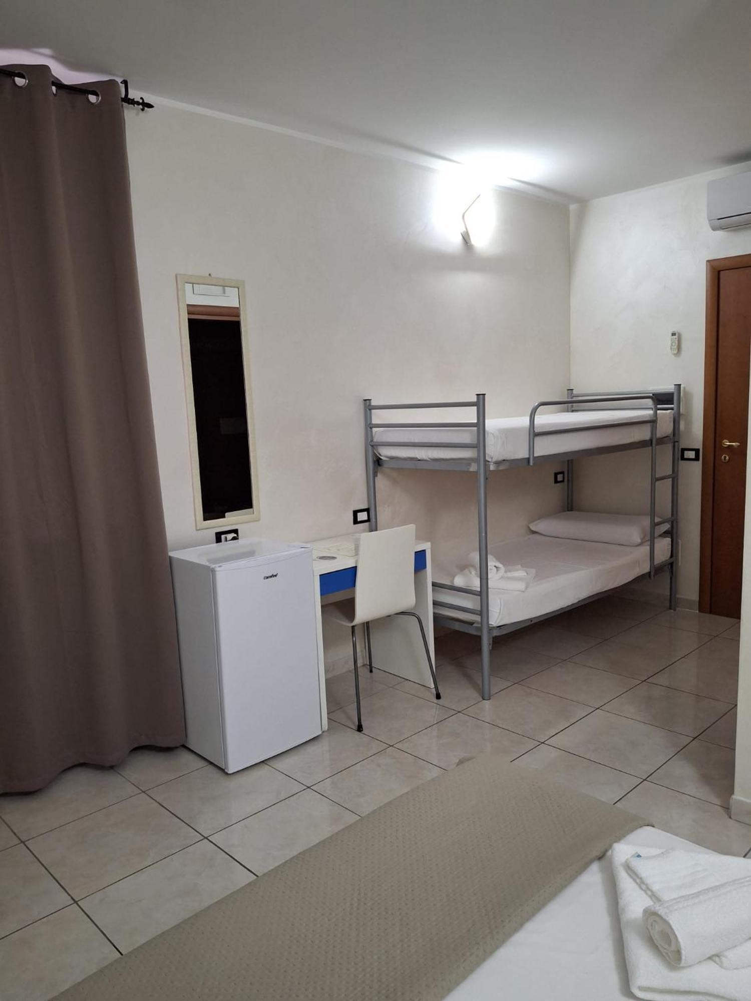 Affittacamere Da Rocco Lesina Exteriér fotografie